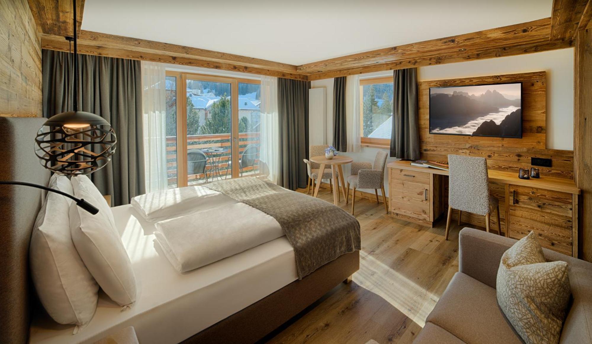 Hotel Villa Eden コルヴァーラ・イン・バディーア エクステリア 写真